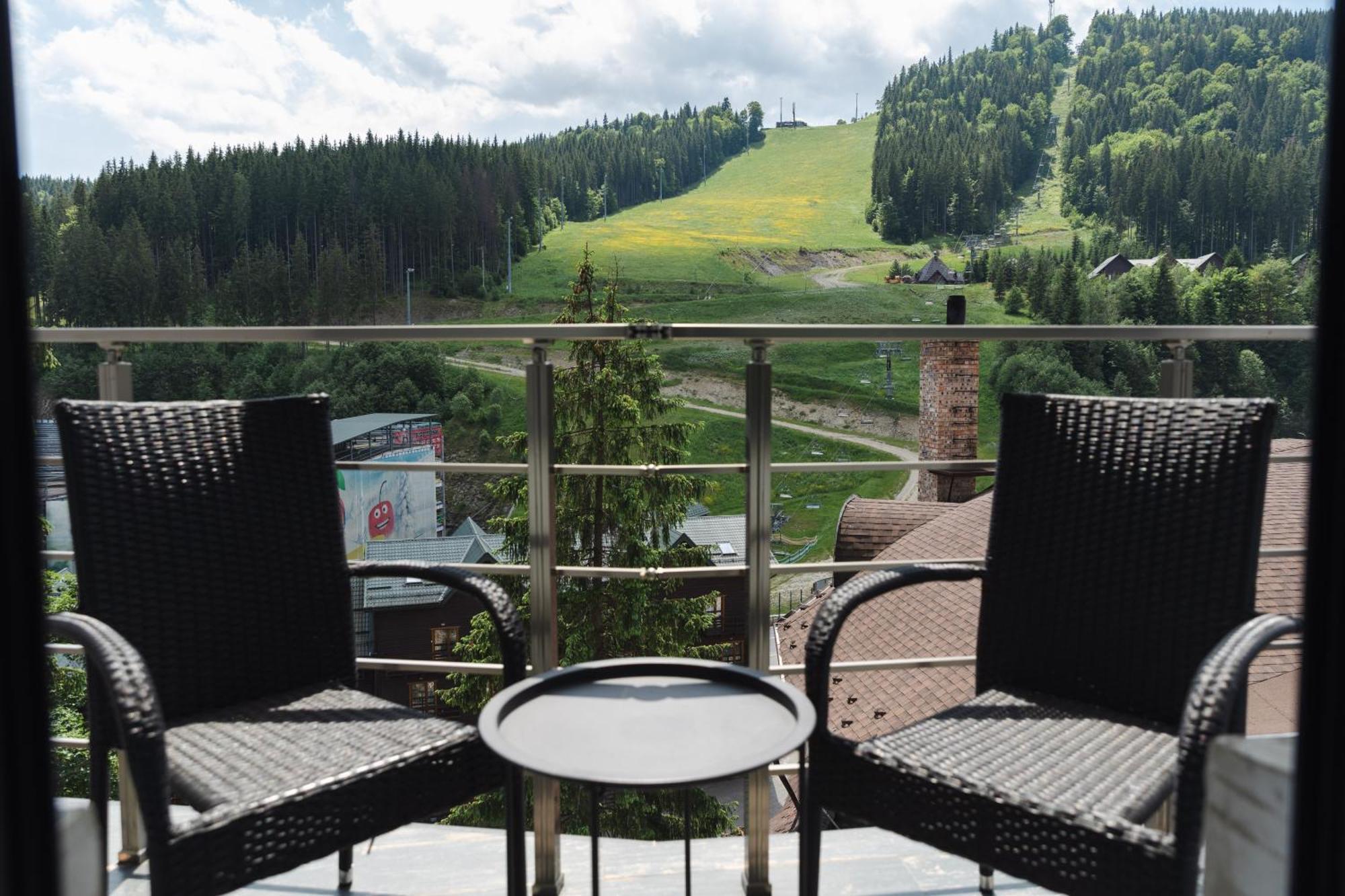 Синя Гора Bukovel Extérieur photo